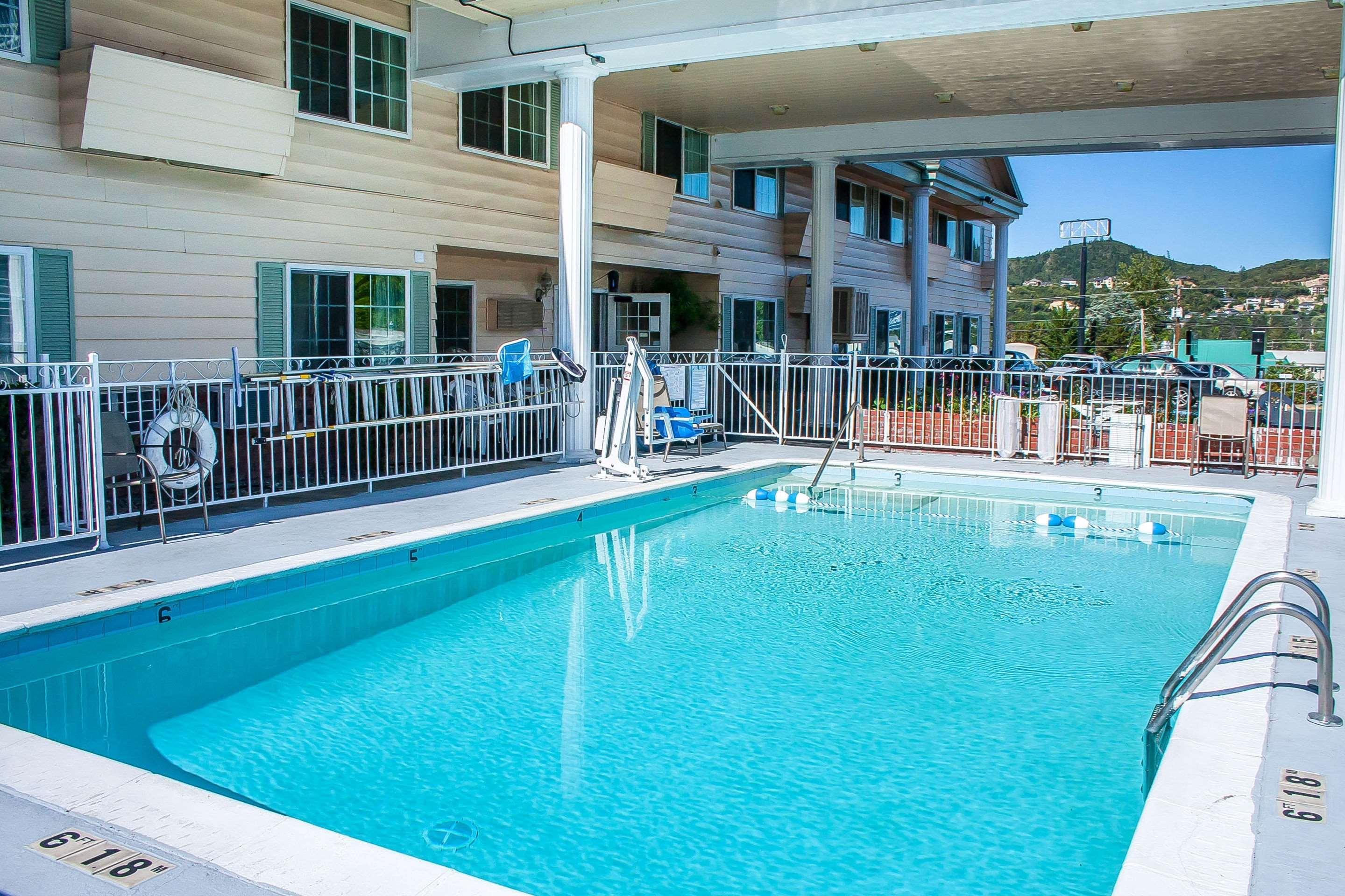Quality Inn Grants Pass Bagian luar foto